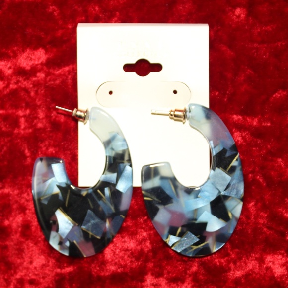 Marbled Resin (Thick) Open Hoop Earrings - Picture 3 of 7